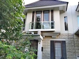 3 Kamar Vila for sale in Lakarsantri, East Jawa, Lakarsantri, Surabaya, East Jawa, Indonesia
