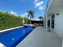 4 Bedroom Villa for sale in Cundinamarca, Girardot, Cundinamarca