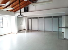 700 m² Office for rent in Parque de los Pies Descalzos, Medellín, Medellín