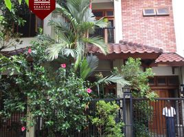  Villa for sale in Kebayoran Lama, Jakarta Selatan, Kebayoran Lama