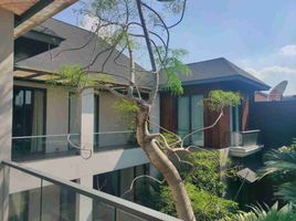 8 chambre Maison for sale in Dukuhpakis, Surabaya, Dukuhpakis