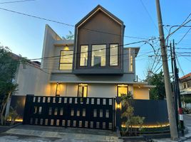 4 Habitación Villa en venta en Mulyorejo, East Jawa, Mulyorejo