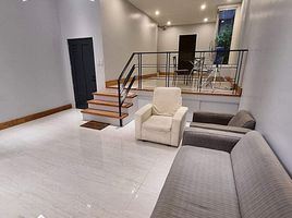 3 Habitación Adosado en venta en Quezon City, Metro Manila, Quezon City