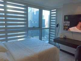 1 Bedroom Apartment for sale at Uptown Parksuites, Makati City