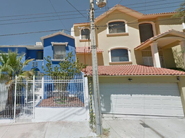 Maison 4 chambre à vendre à Chihuahua, Chihuahua, Chihuahua, Chihuahua