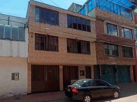 9 Bedroom House for sale in Bogota, Cundinamarca, Bogota