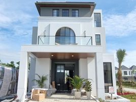 3 Kamar Vila for sale in Lakarsantri, East Jawa, Lakarsantri, Surabaya, East Jawa, Indonesia