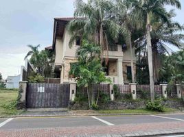  Rumah for sale in Lakarsantri, Surabaya, Lakarsantri