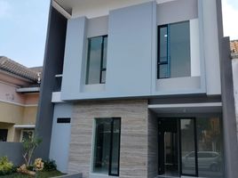 5 Kamar Vila for sale in Surabaya, East Jawa, Lakarsantri, Surabaya