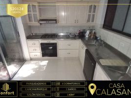 4 Habitación Villa en venta en Parque de los Pies Descalzos, Medellín, Medellín