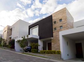 3 Bedroom House for sale in Cumbaya, Pichincha, Cumbaya