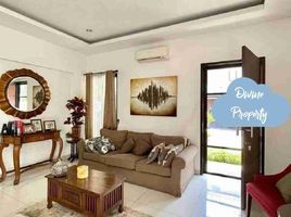 4 Bedroom Villa for sale in Ciputat, Tangerang, Ciputat