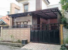 3 Bedroom House for sale in Jambangan, Surabaya, Jambangan