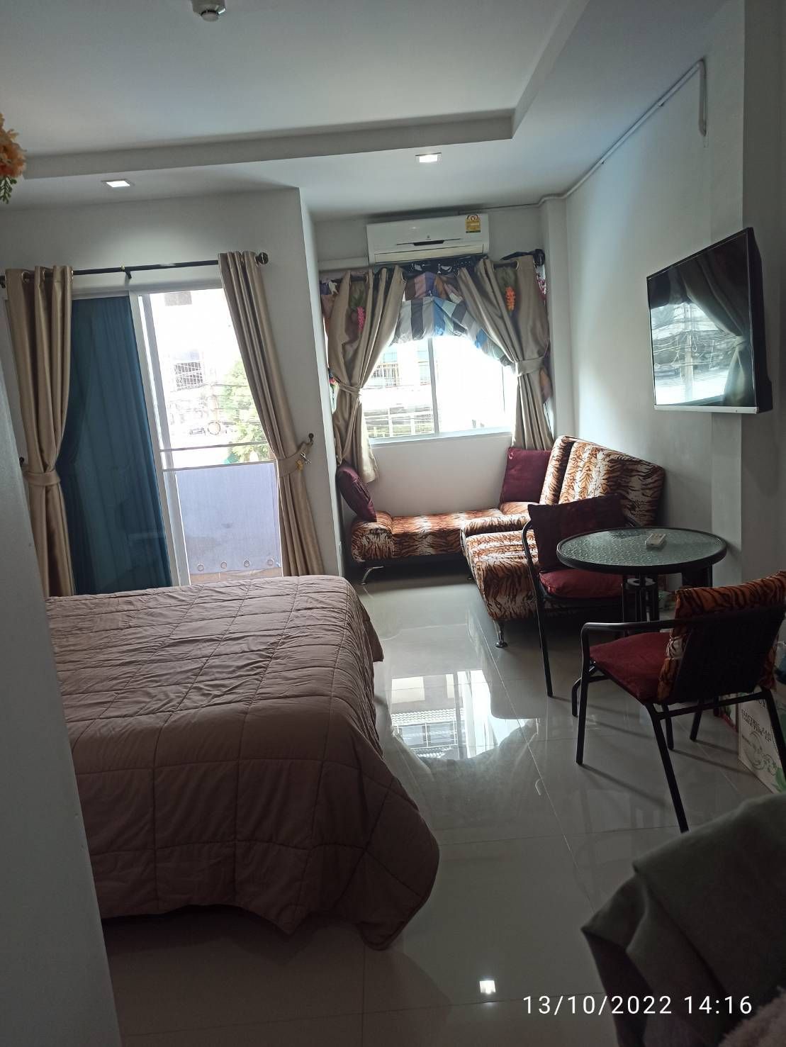 Apartment For Rent At Beach 7 Condo