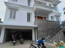 5 Bedroom House for sale in Universitas Katolik Indonesia Atma Jaya, Tanah Abang, Kebayoran Lama