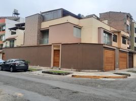 4 Habitación Casa en venta en Lima, Lima, Santiago de Surco, Lima