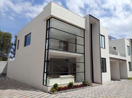 3 Schlafzimmer Villa zu verkaufen in Tumbaco, Pichincha, Tumbaco