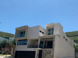 Maison 4 chambre à vendre à Monterrey, Nuevo Leon, Monterrey