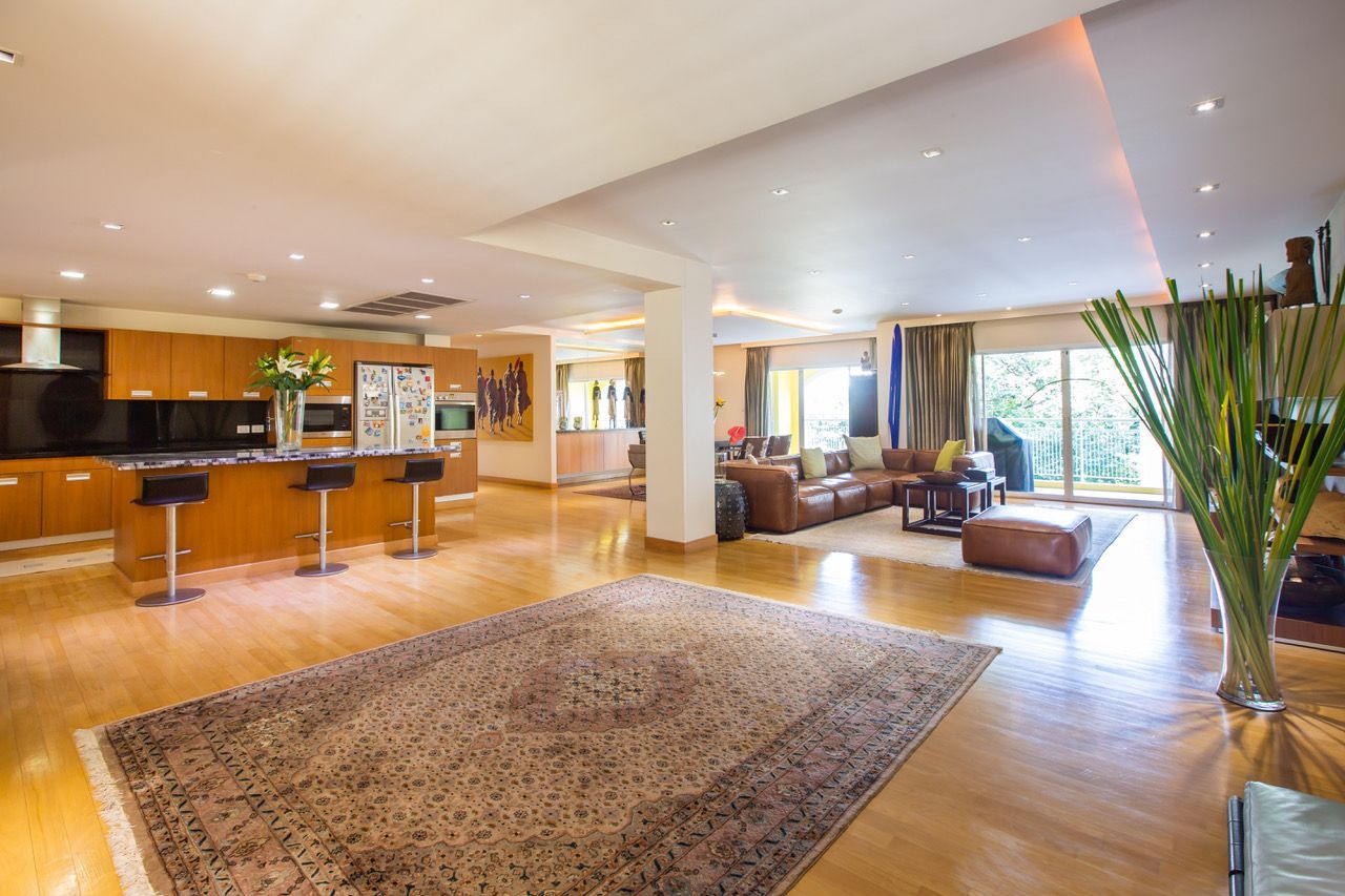 3 Bedrooms Condo for sale In Silver Heritage Phra Khanong Bangkok