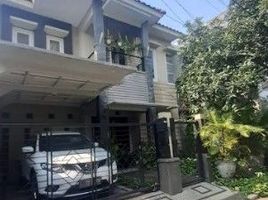 4 Bedroom House for sale in Jambangan, Surabaya, Jambangan