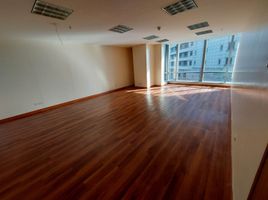 1,100 SqM Office for rent in Manila International Airport LRT-1, Pasay City, Makati City