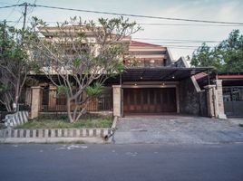 Maison 5 chambre à vendre à Tenggilis Mejoyo, East Jawa, Tenggilis Mejoyo