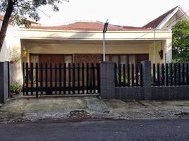 3 Bedroom Villa for sale in Wonokromo, Surabaya, Wonokromo