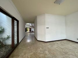 5 Bedroom House for sale in Surabaya, East Jawa, Mulyorejo, Surabaya