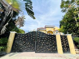 10 Bedroom House for sale in Marikina City, Metro Manila, Marikina City, Eastern District, Metro Manila