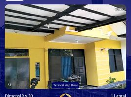 Villa 4 chambre à vendre à Wiyung, East Jawa, Wiyung, Surabaya, East Jawa