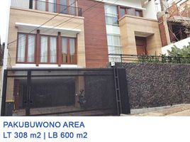 4 Kamar Vila for sale in Kebayoran Lama, Jakarta Selatan, Kebayoran Lama