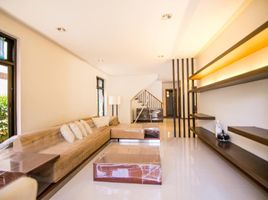 6 chambre Maison for sale in Las Pinas City, Southern District, Las Pinas City