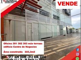 223 SqM Office for sale in Huila, Neiva, Huila