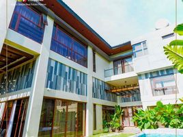 6 Bedroom House for sale in Paranaque City, Southern District, Paranaque City