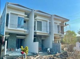 Maison 3 chambre à vendre à Tenggilis Mejoyo, East Jawa, Tenggilis Mejoyo