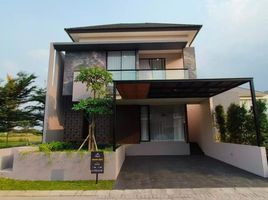 5 Bedroom House for sale in Wiyung, Surabaya, Wiyung