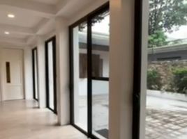 5 Bedroom House for sale in Manila International Airport LRT-1, Pasay City, Makati City