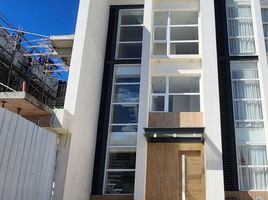 5 Bedroom Townhouse for sale in Quezon City, Metro Manila, Quezon City, Eastern District, Metro Manila, Philippines