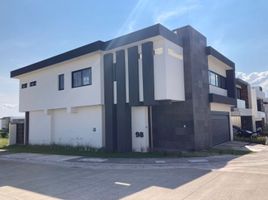 Villa 4 chambre à vendre à Medellin, Veracruz, Medellin