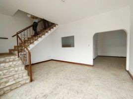 4 Bedroom Villa for sale in Cali, Valle Del Cauca, Cali