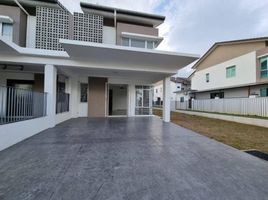 4 Bedroom House for sale in Labu, Sepang, Labu