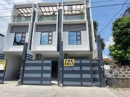 4 Bedroom House for sale in Anonas LRT-2, Quezon City, Quezon City