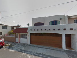 Maison 4 chambre à vendre à Medellin, Veracruz, Medellin