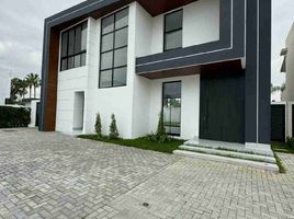 4 Bedroom House for sale in Samborondon, Guayas, Samborondon, Samborondon