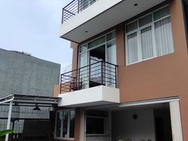 5 Bedroom Villa for sale in Coblong, Bandung, Coblong