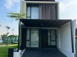 3 Bedroom House for sale in Wiyung, Surabaya, Wiyung