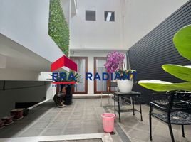 6 Bedroom House for sale in Kaya Rempah MRT Fatmawati, Cilandak, Cilandak