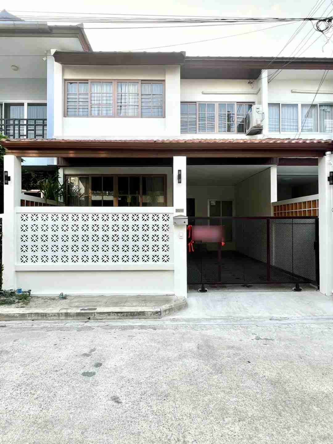 3 Bedroom Townhouse For Rent In Choeng Thale, Phuket
