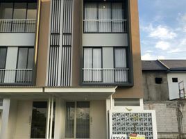 3 Habitación Casa en venta en Lakarsantri, East Jawa, Lakarsantri