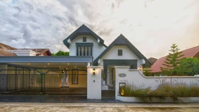 4 Bedroom House For Rent In Nam Phrae, Chiang Mai